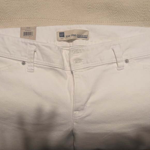 GAP white denim cropped pants - Picture 2 of 9